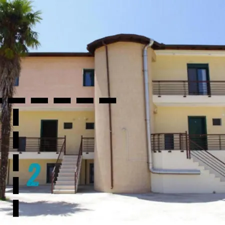 Icon Luxury Apartemnts Close To The Sea *
